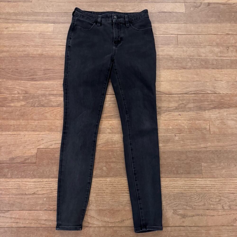 American Eagle black skinny jeggings pants size 2
b75